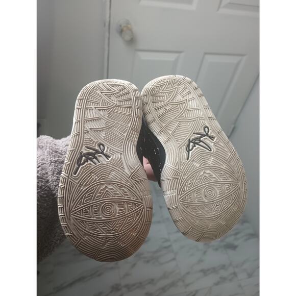 Nike Kyrie 6 Black White Toddler Sneaker Shoe Size 6C - Picture 7 of 8